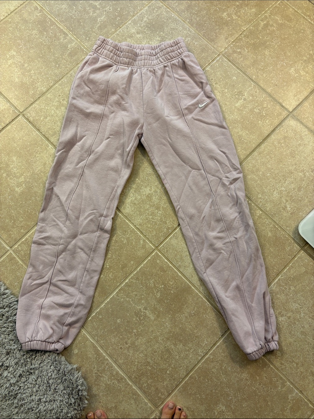 Nike Lilac Jogger Sweatpants with Swoosh